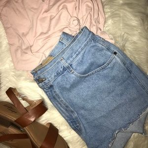 True vintage high waisted shorts!!!